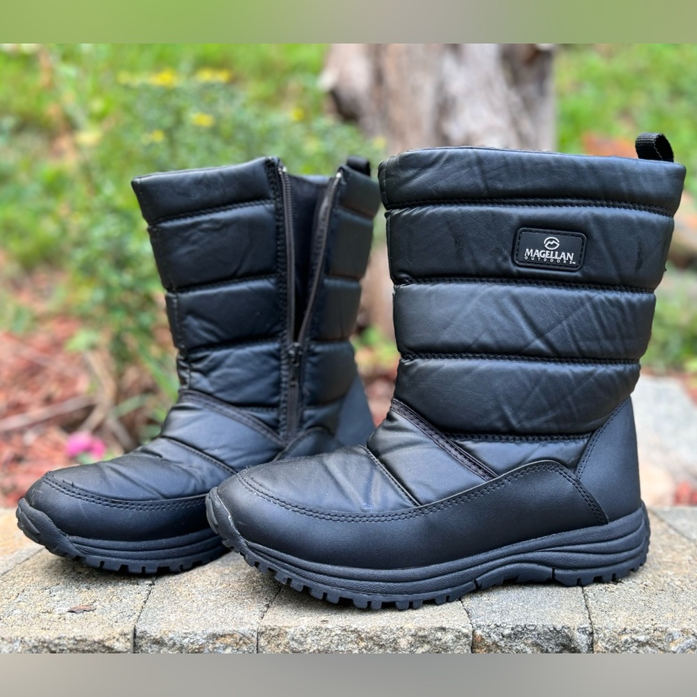Magellan Black Puffer Boots